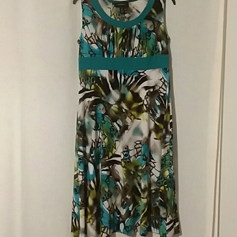 Sleeveless dress